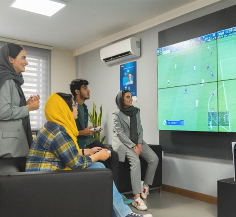 داریا همراه پایتخت